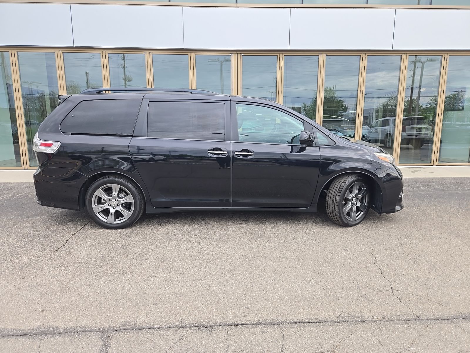 2017 Toyota Sienna SE Premium