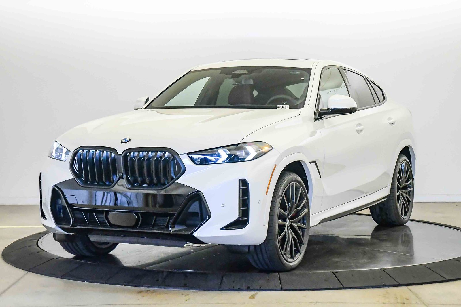 Mineral 2027 BMW X6 xDrive40i SUV / Crossover All-Wheel Drive 8-Speed Automatic