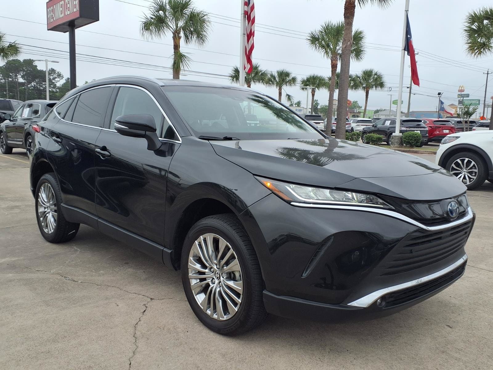 2024 Toyota Venza XLE - 2