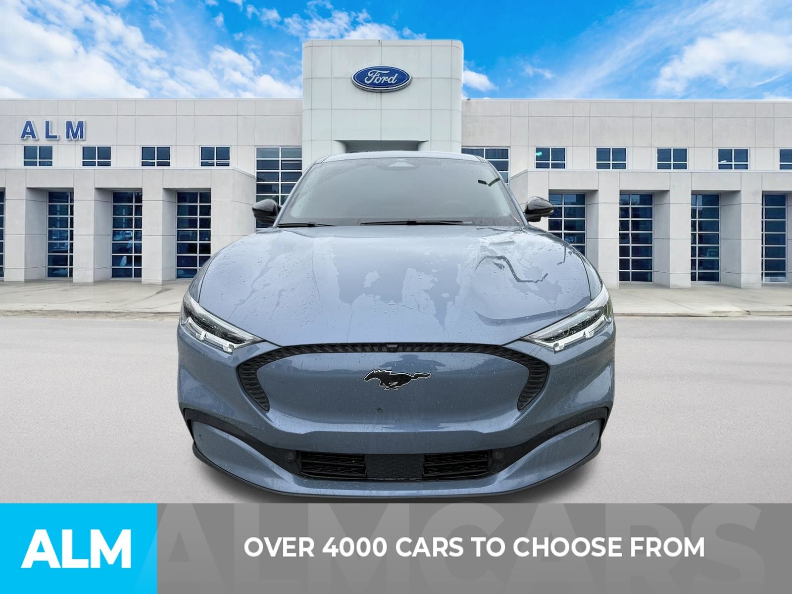 Used 2023 Blue Ford Select image 2
