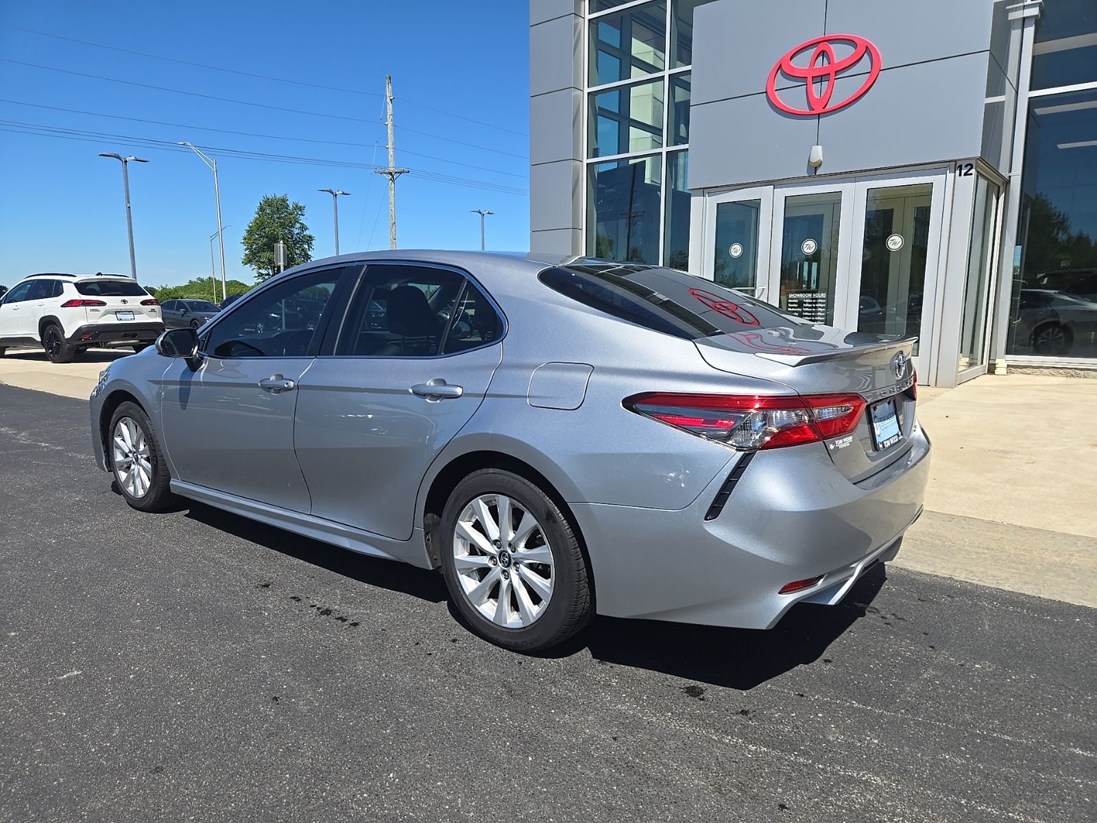 used 2018 Toyota Camry car, priced at $19,250