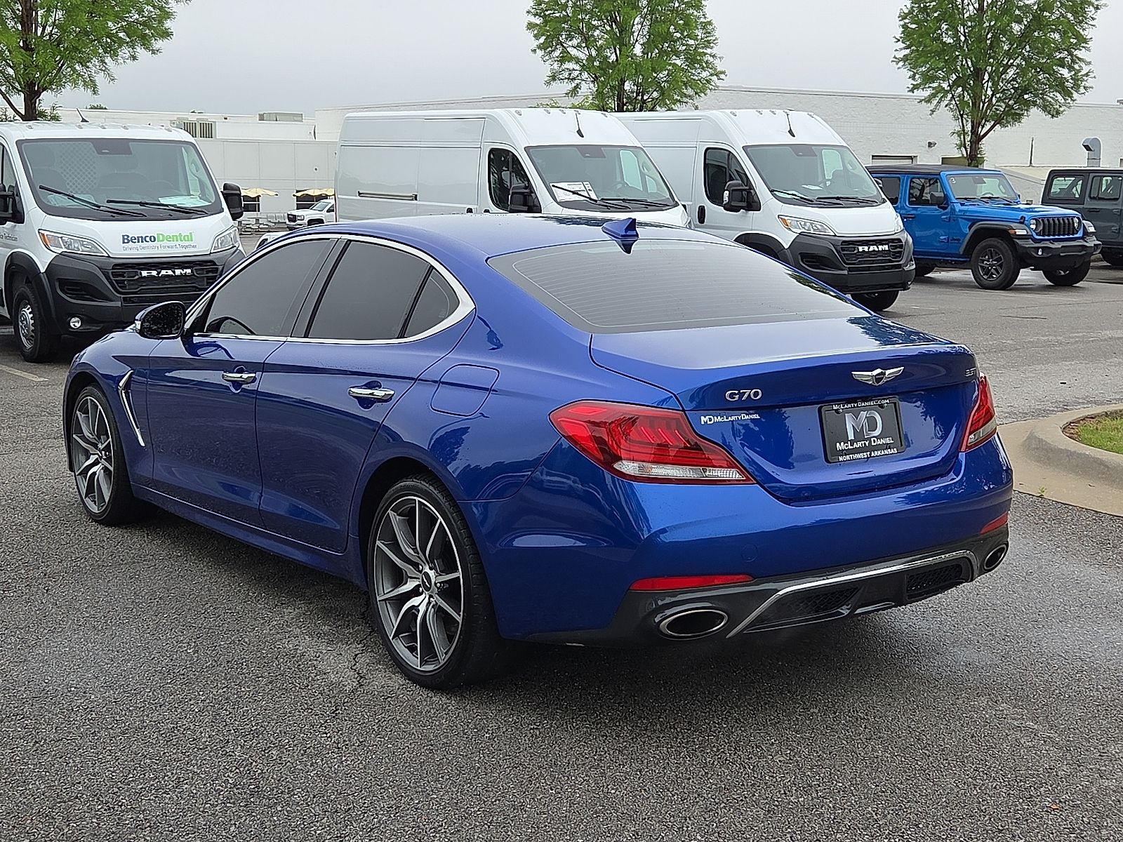 View vehicle photo 4