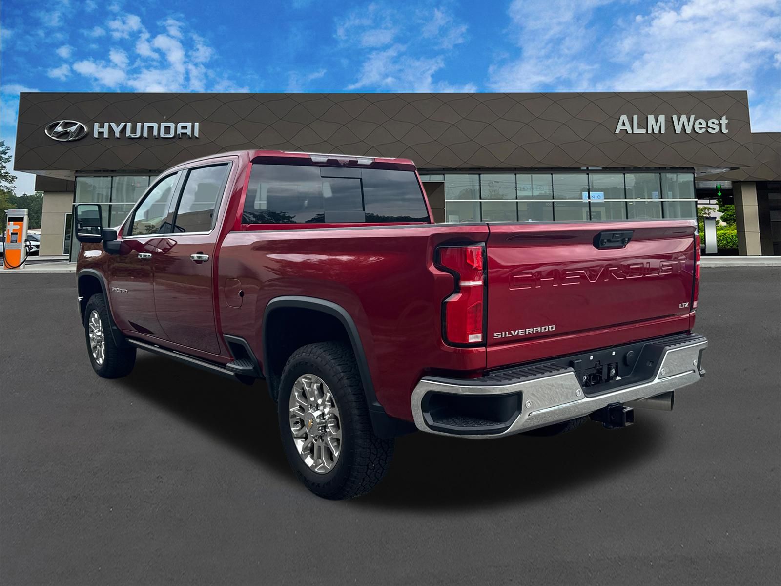Used 2025 Radiant Red Chevrolet LTZ image 7