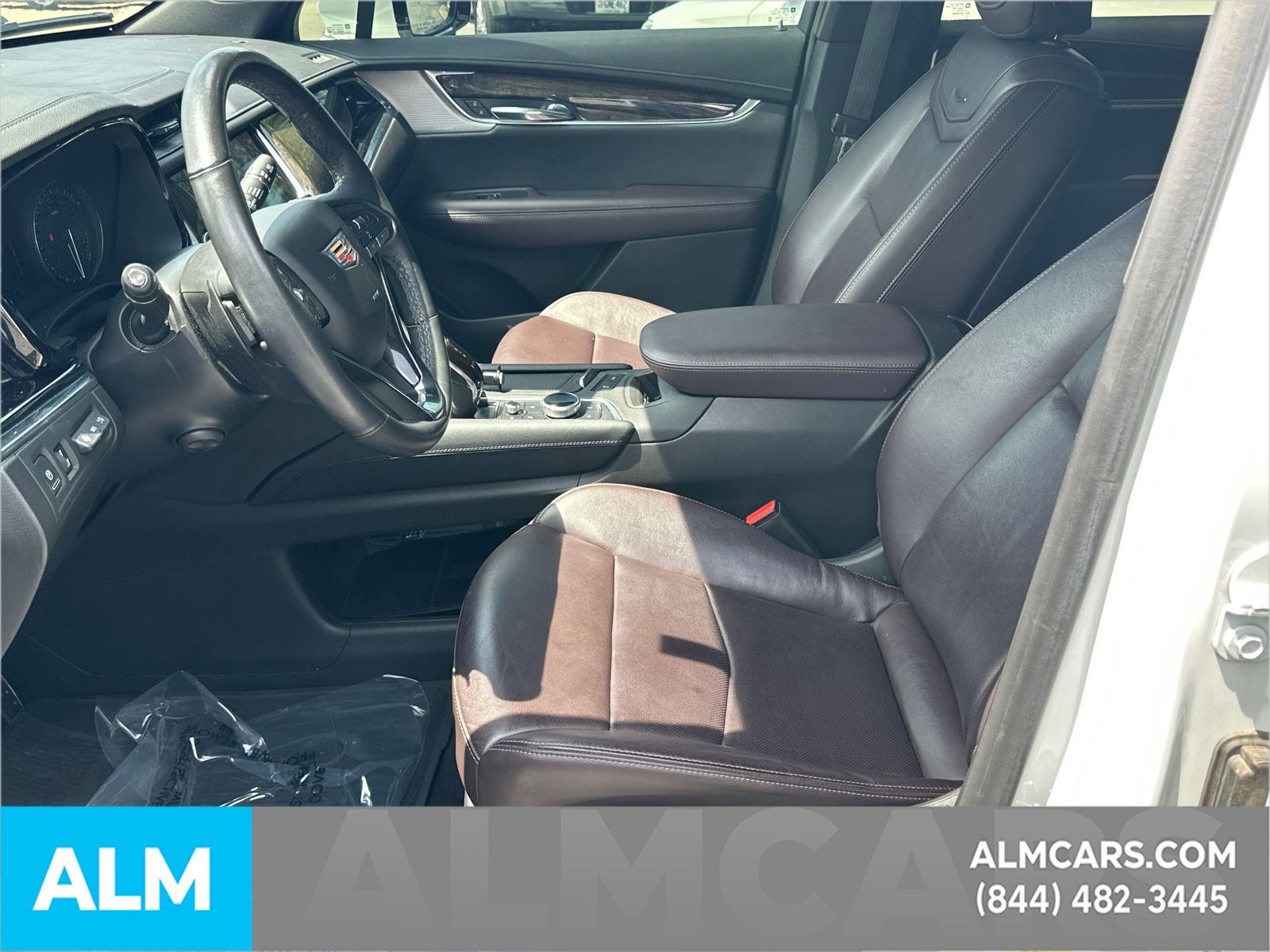 Used 2021 White Cadillac Premium Luxury image 10