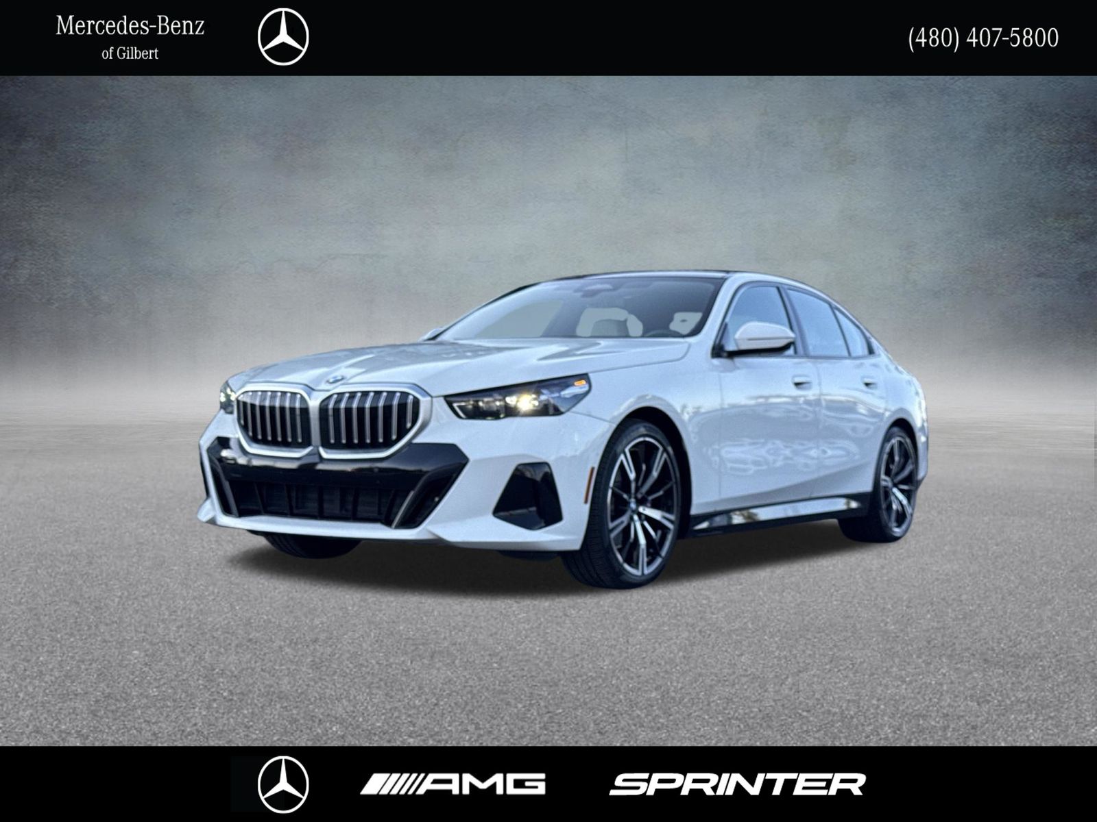 2024 BMW 5 Series Blanco (Alpine White) Sedán Tracción trasera 8 velocidades Automática