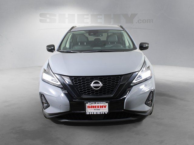 Used 2024 Gray Nissan SV image 8