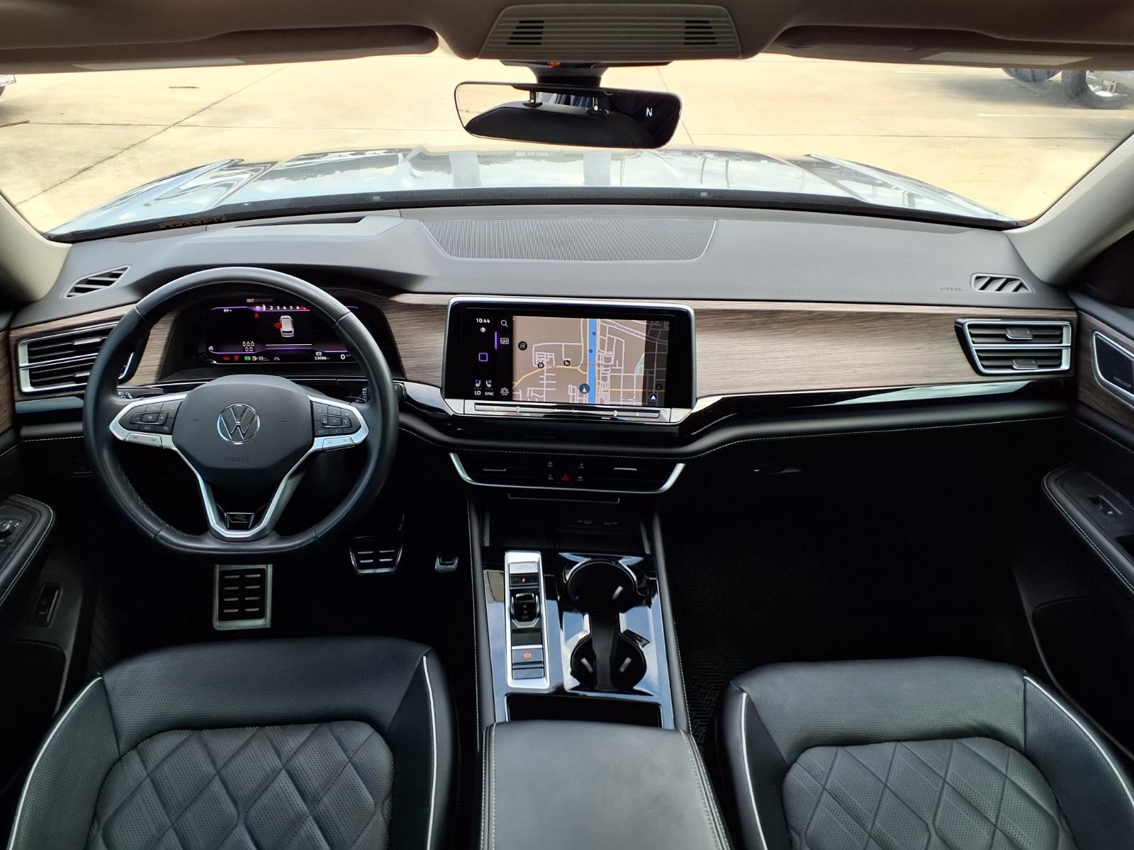 2024 Volkswagen Atlas 2.0T SEL Premium R-Line - 8