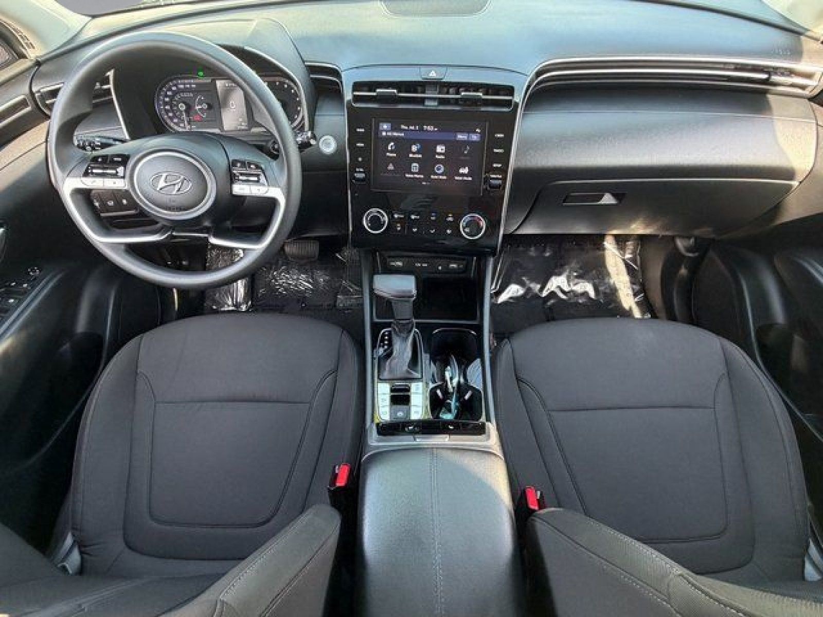 Used 2023 Phantom Black Hyundai SEL image 3