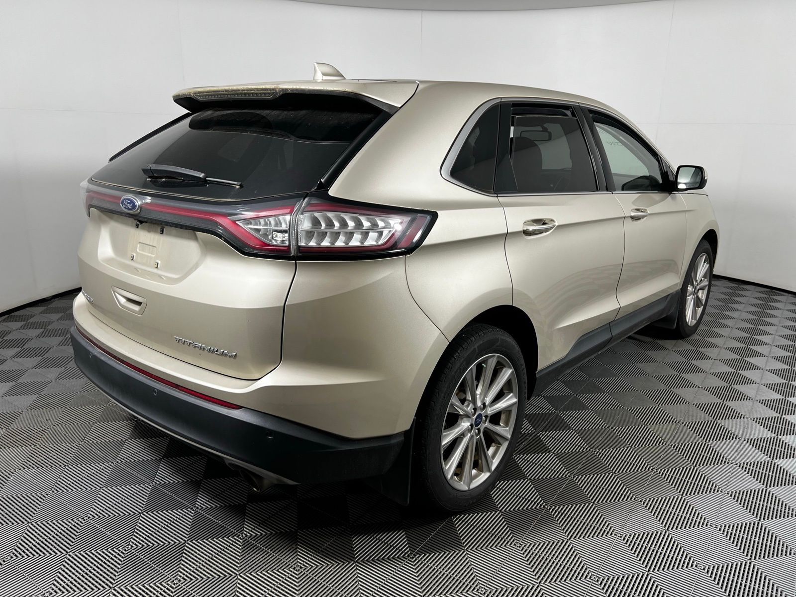 2017 Ford Edge Titanium 5