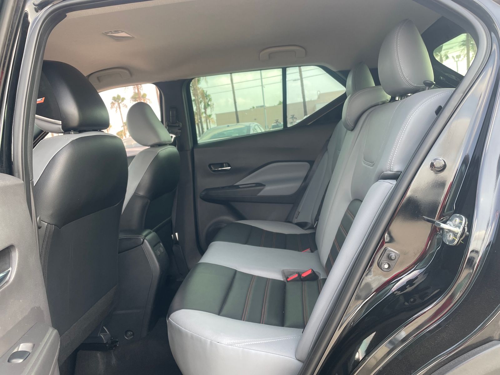Used 2024 Black Nissan SR image 25