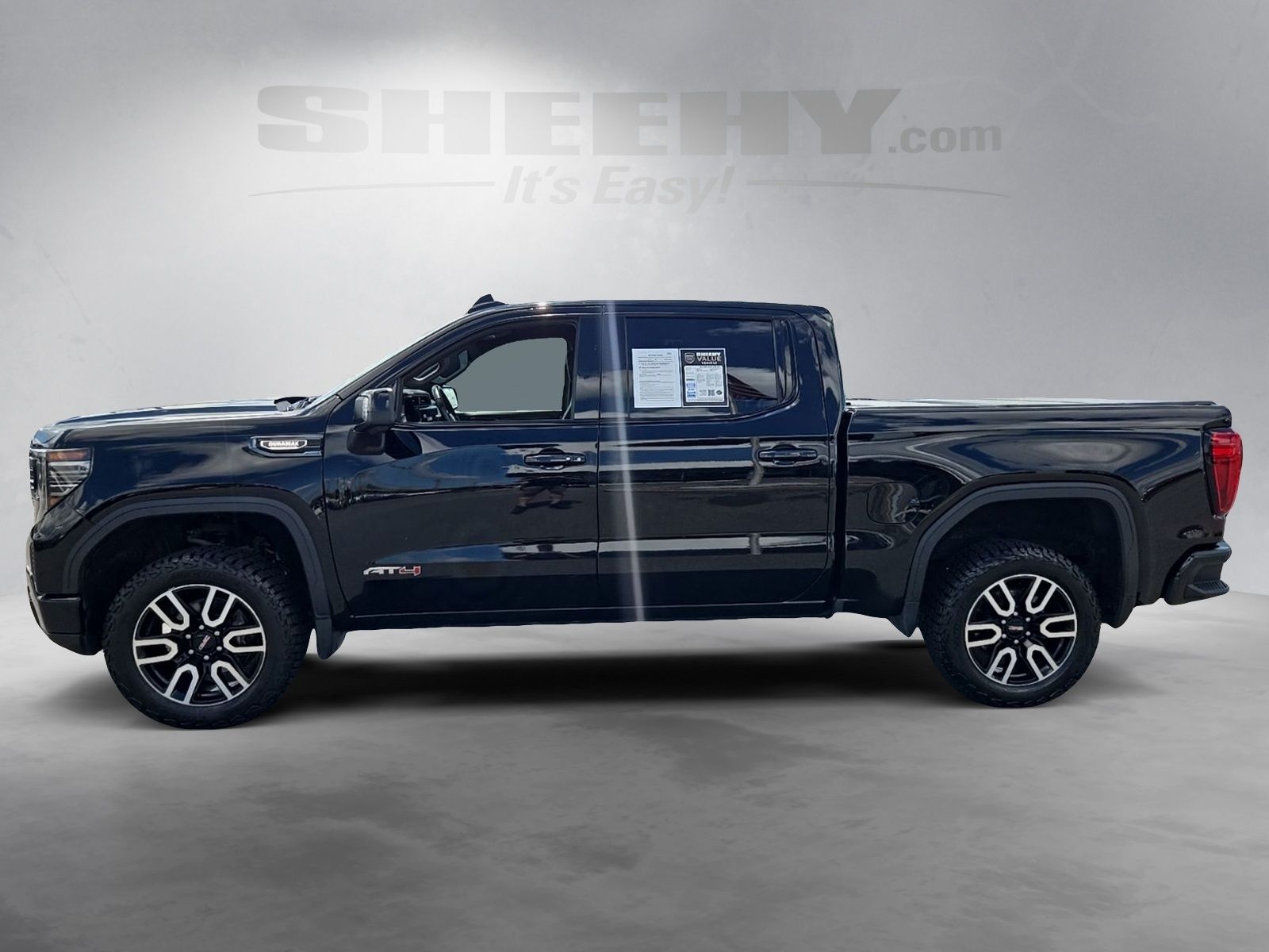 Used 2023 Black GMC AT4 image 15