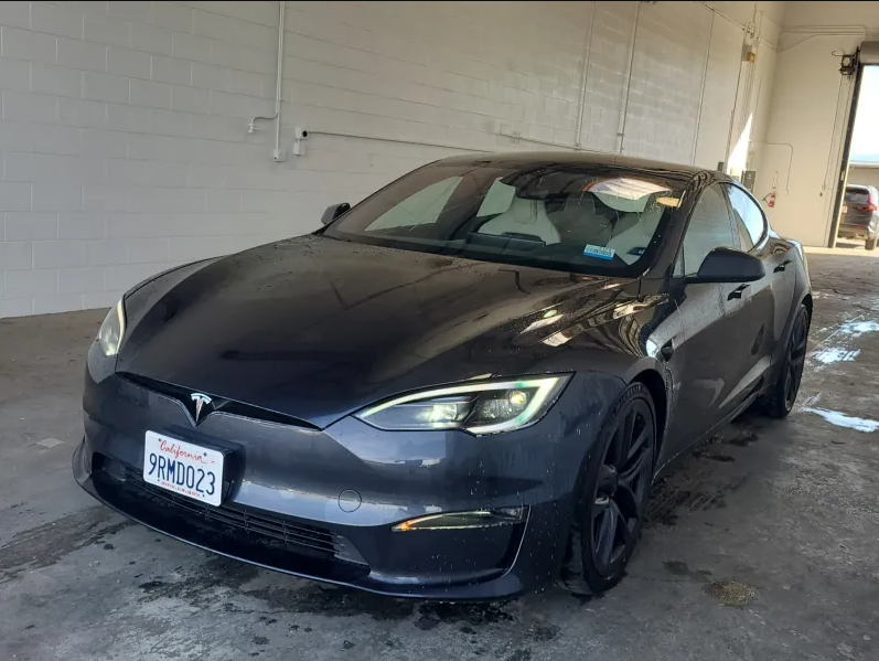 Gray 2025 Tesla Model S Plaid AWD Sedan All-Wheel Drive 1-Speed Automatic
