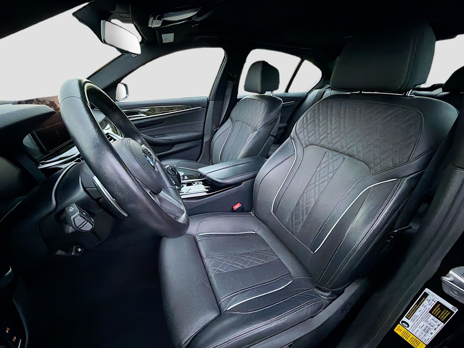 Used 2023 Black BMW 540i image 22