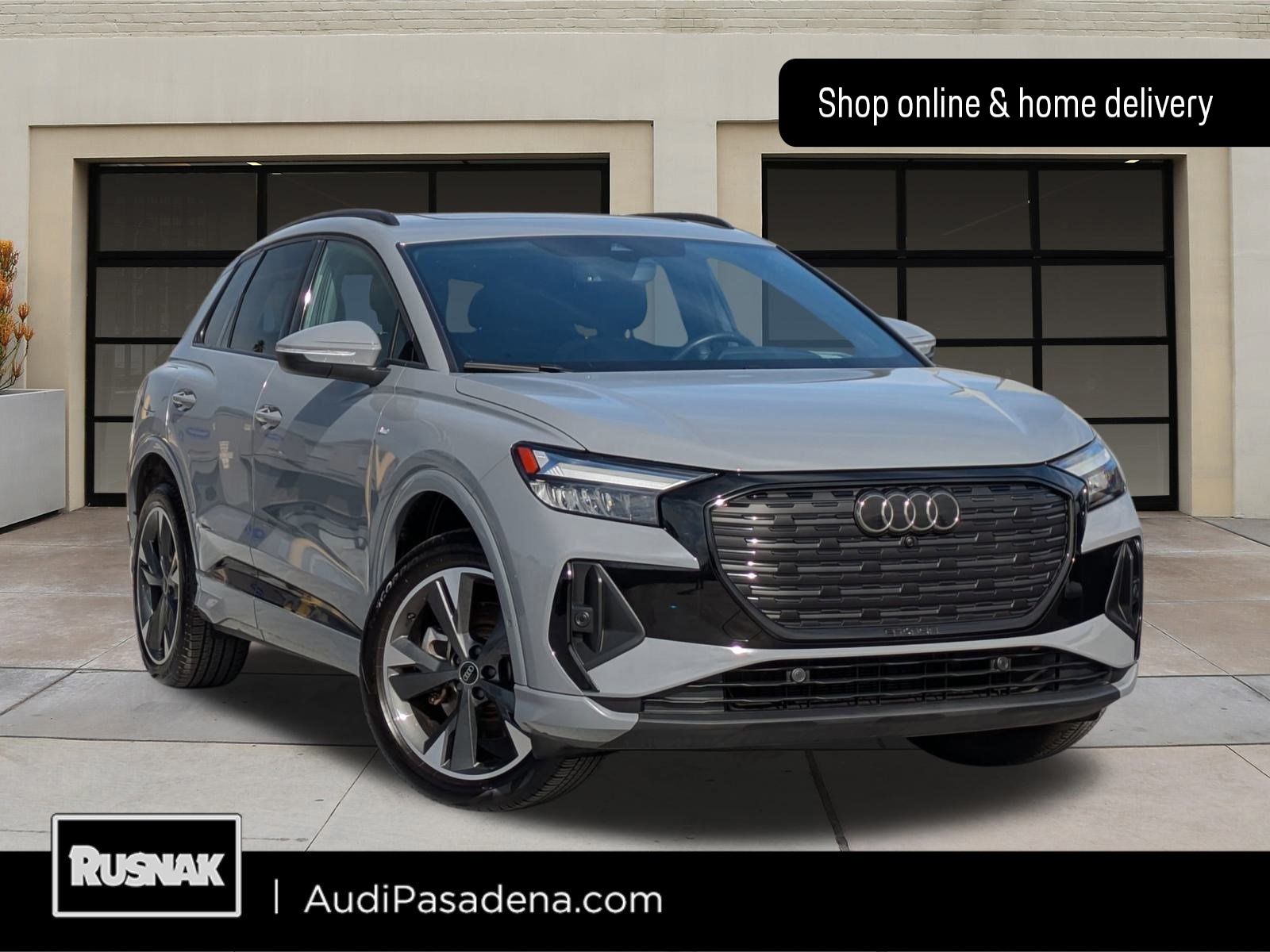 2024 Audi Q4 e-tron quattro Premium Plus 50