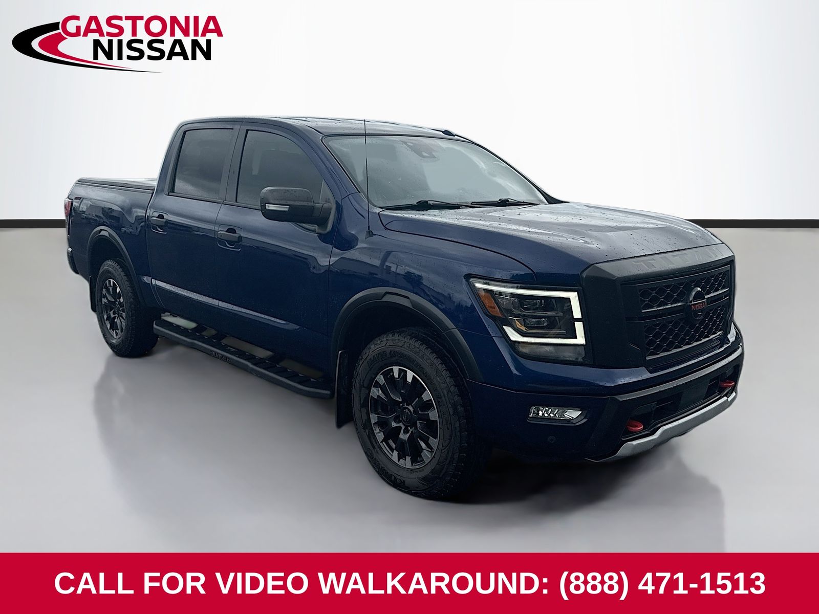 Deep Blue Pearl Metallic 2021 Nissan Titan PRO-4X Crew Cab 4WD Pickup Truck Four-Wheel Drive 9-Speed Automatic