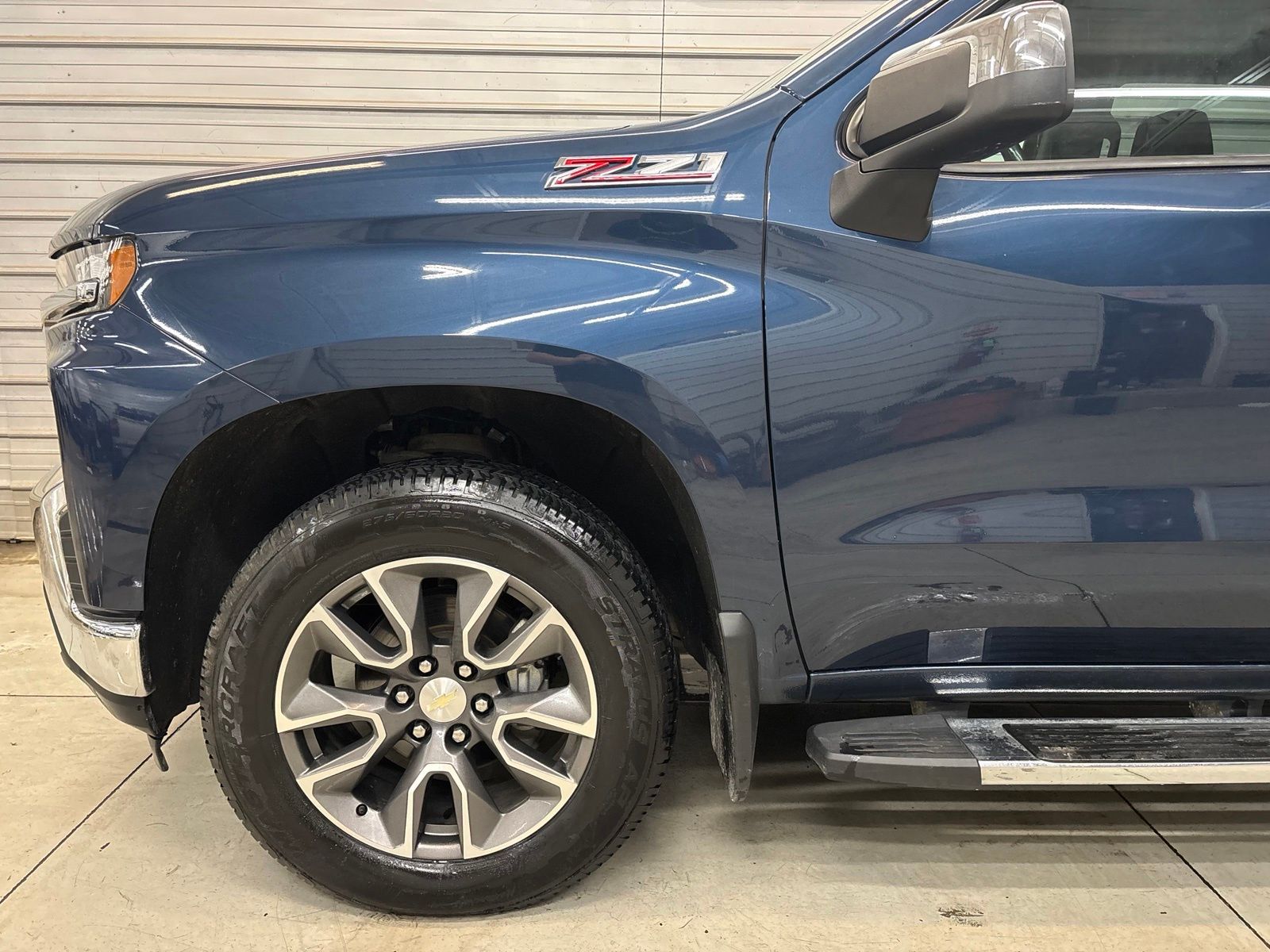 Photo 4 of 2020 Chevrolet Silverado 1500 LT