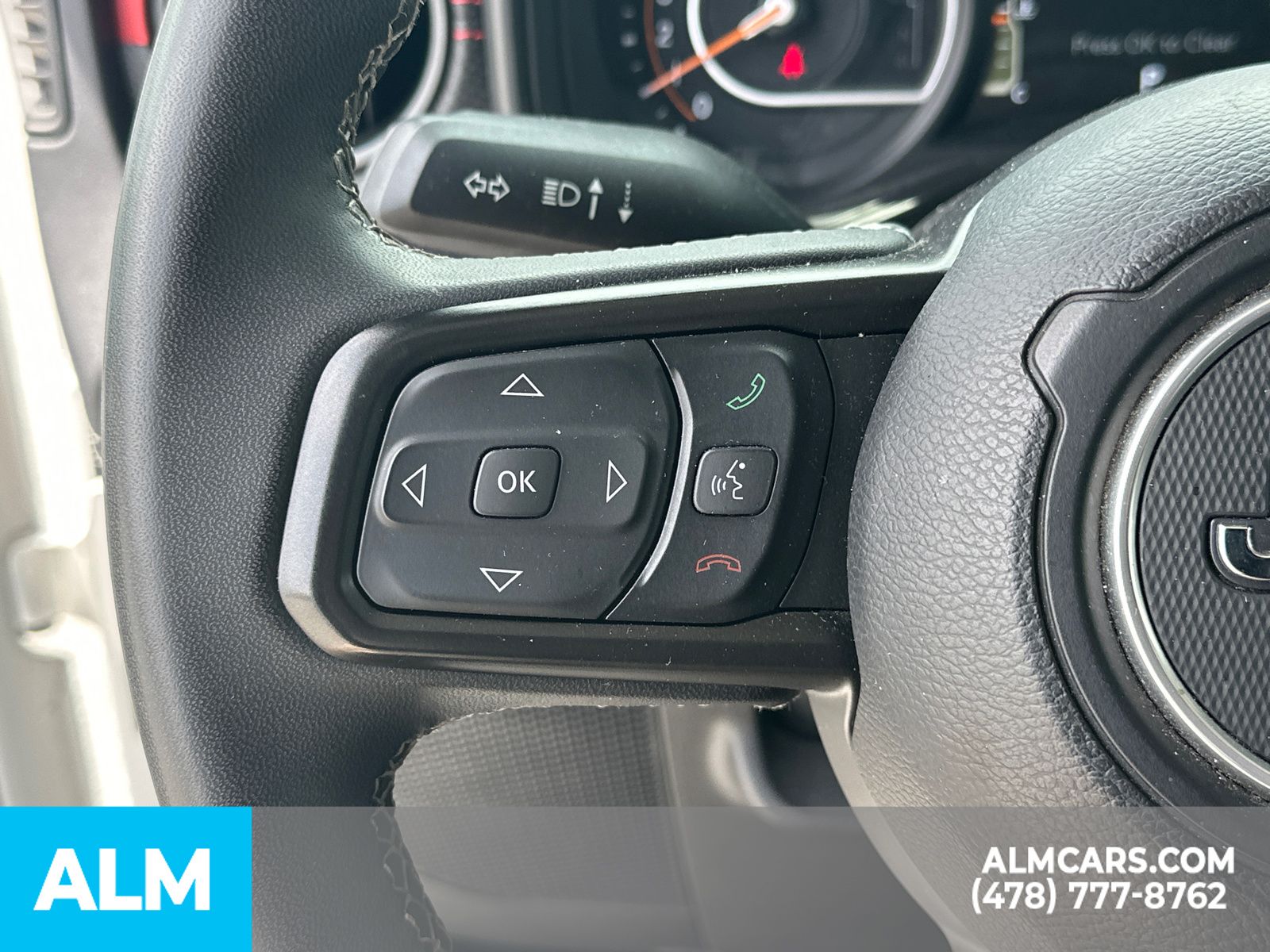 Used 2025 White Jeep Rubicon image 29