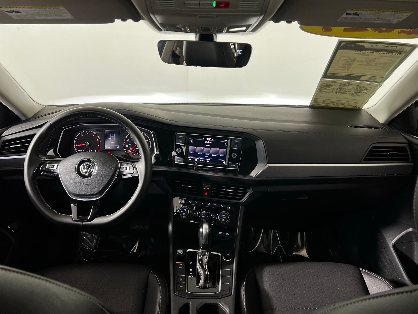 Thumbnail: 2021 Volkswagen Jetta - 26