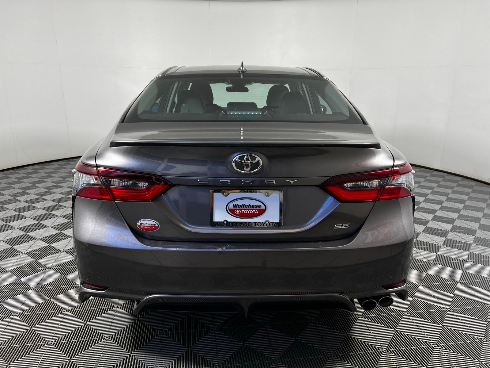 2024 Toyota Camry SE 6