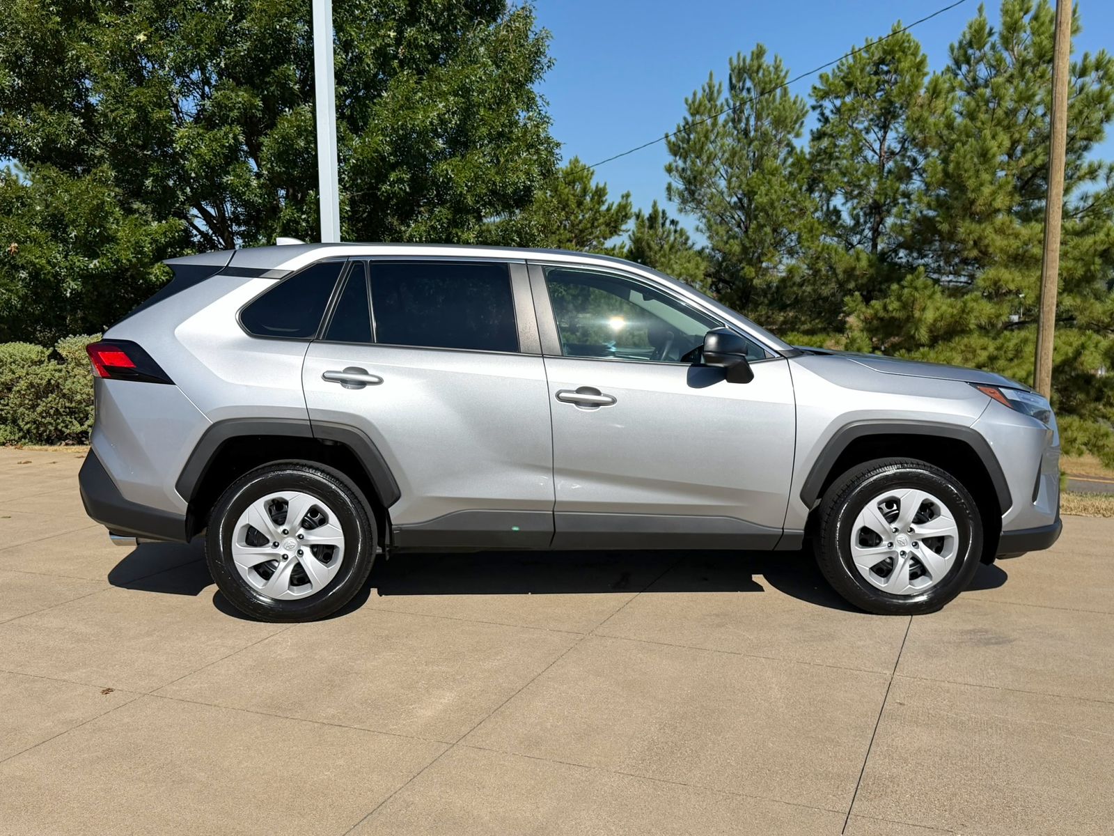 Used 2025 Silver Sky Metallic Toyota LE image 7