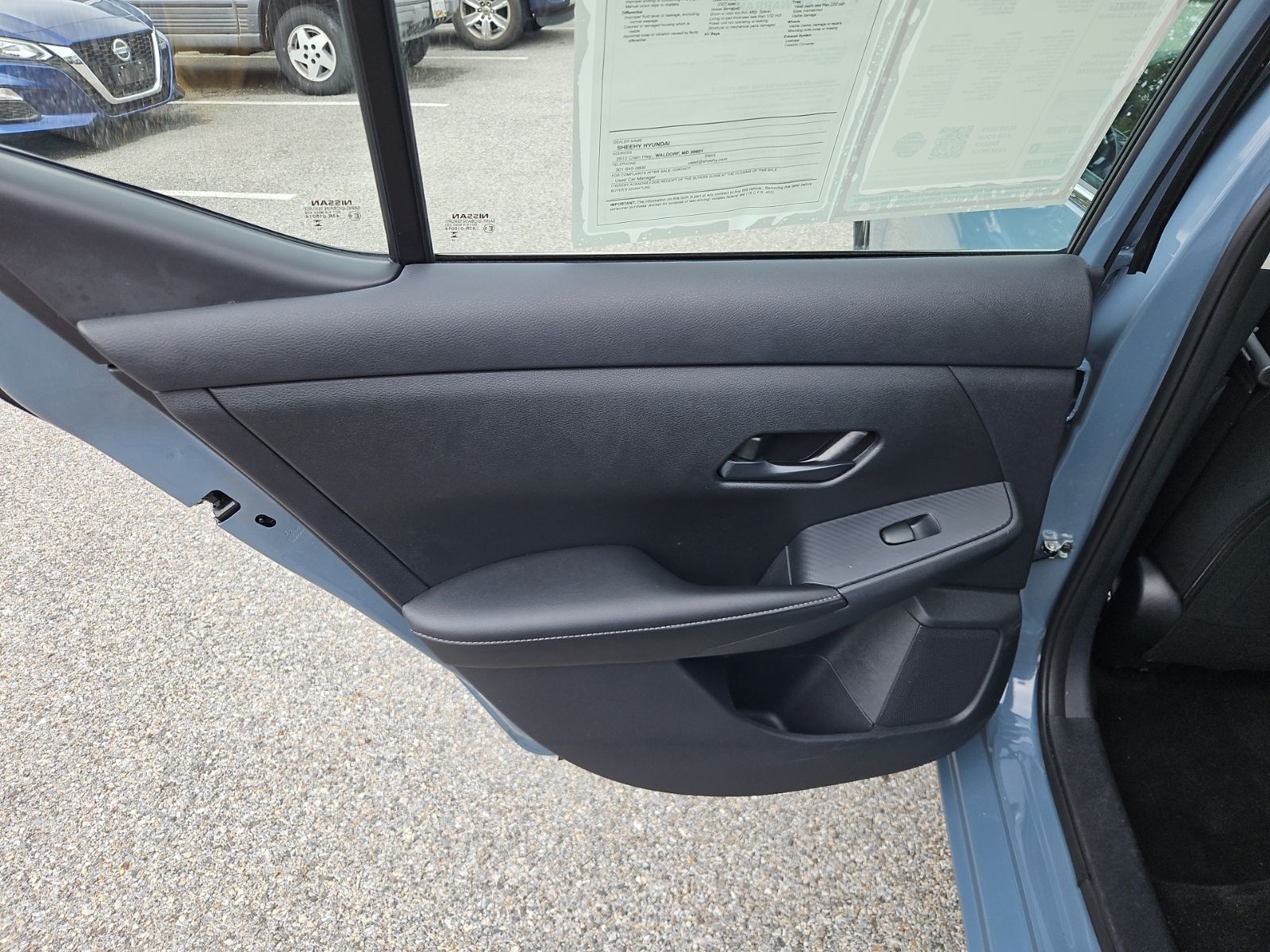 Used 2025 Gray Nissan SV image 27