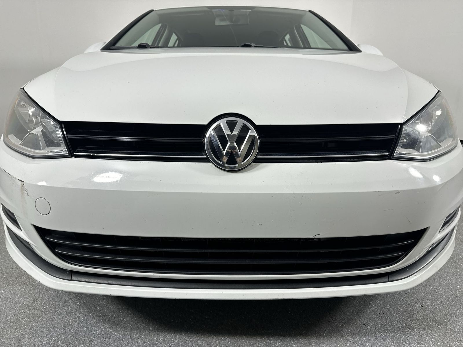 2016 Volkswagen Golf TSI S 4-Door 39