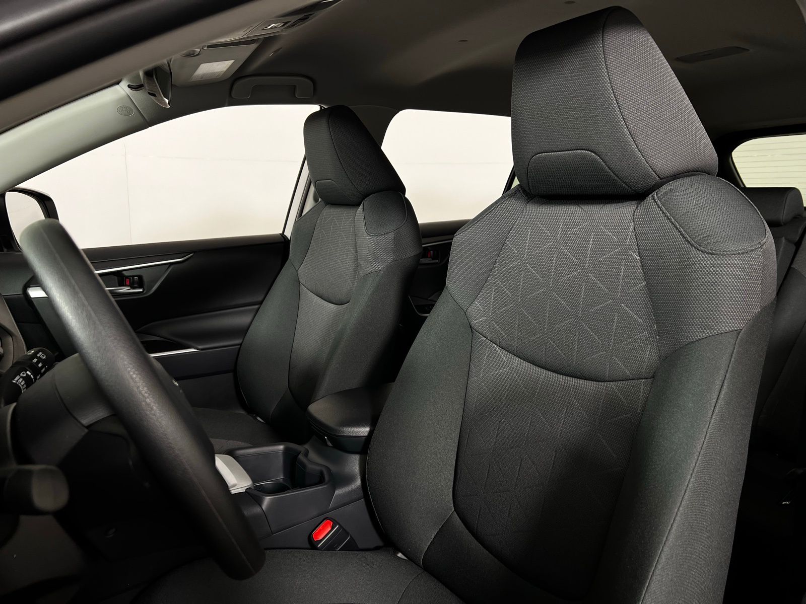 Thumbnail: 2025 Toyota RAV4 - 10