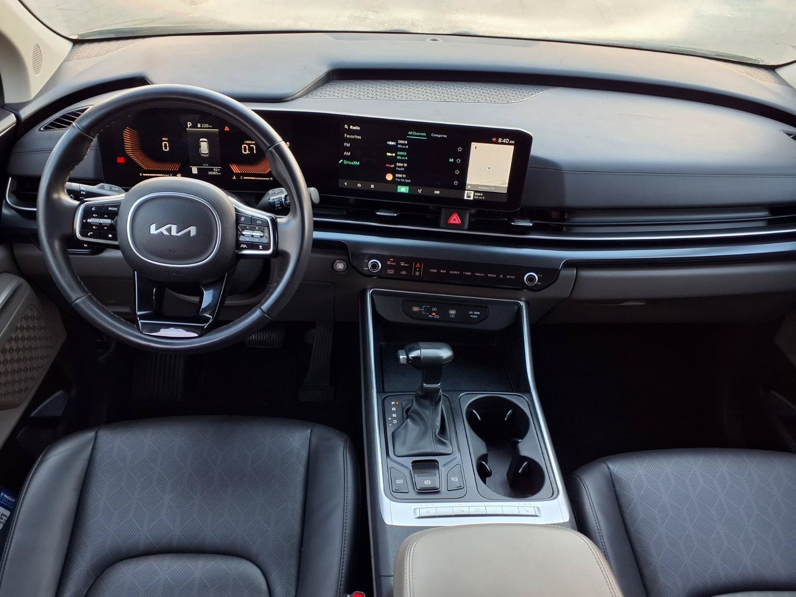 2025 Kia Carnival LXS - 10
