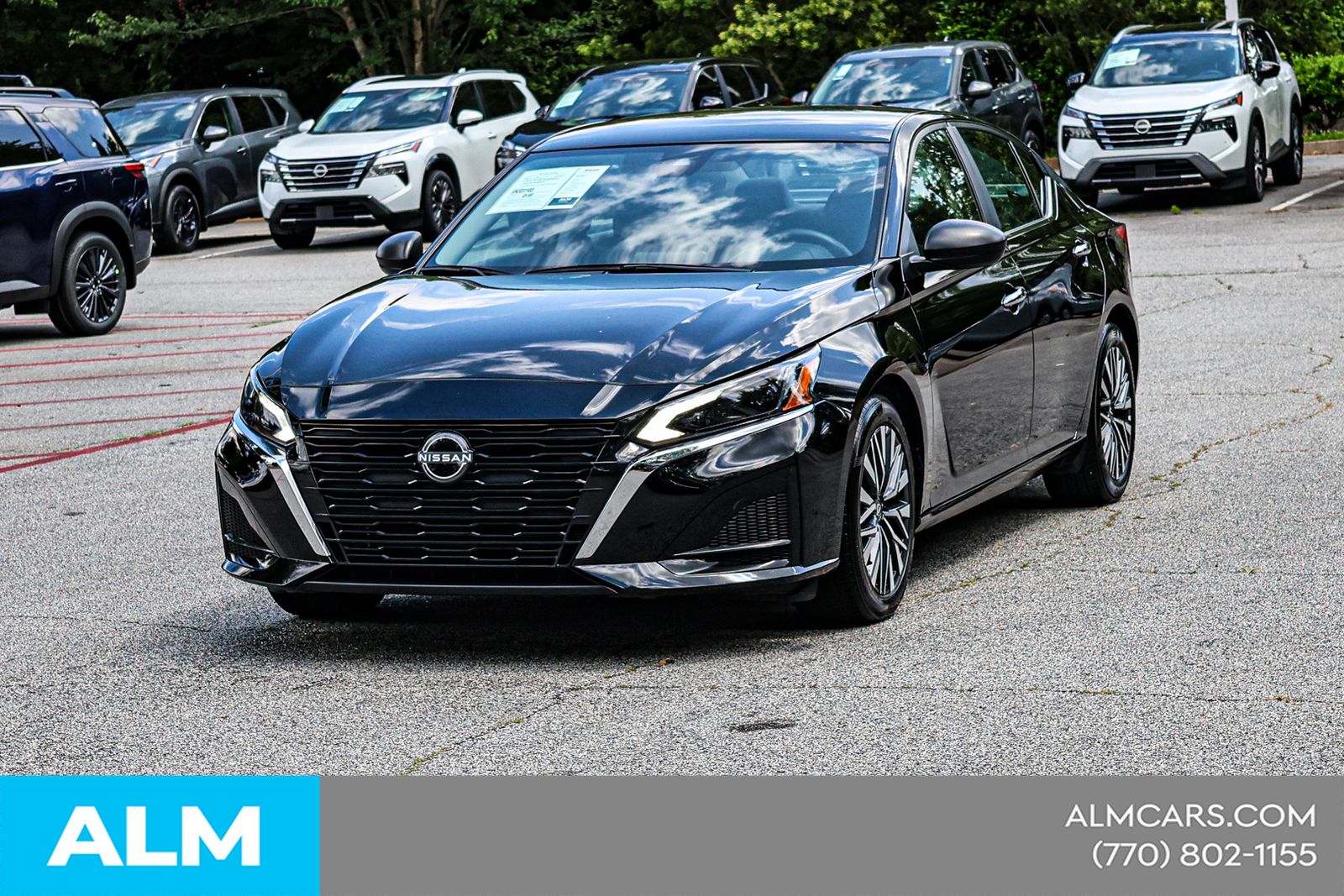 Used 2025 Black Nissan 2.5 SV image 4