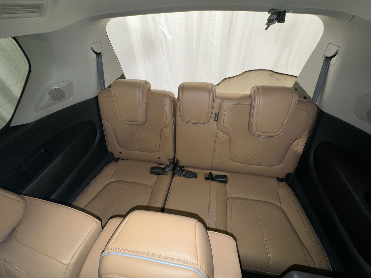 2025 Infiniti QX80 Sensory photo 26