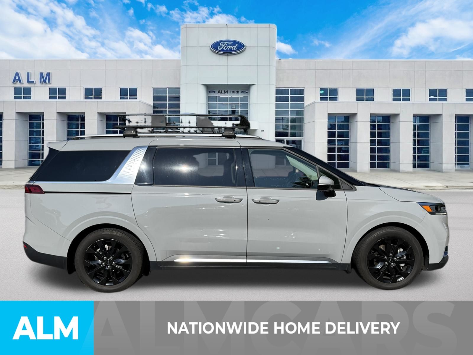 Used 2022 White Kia SX image 4