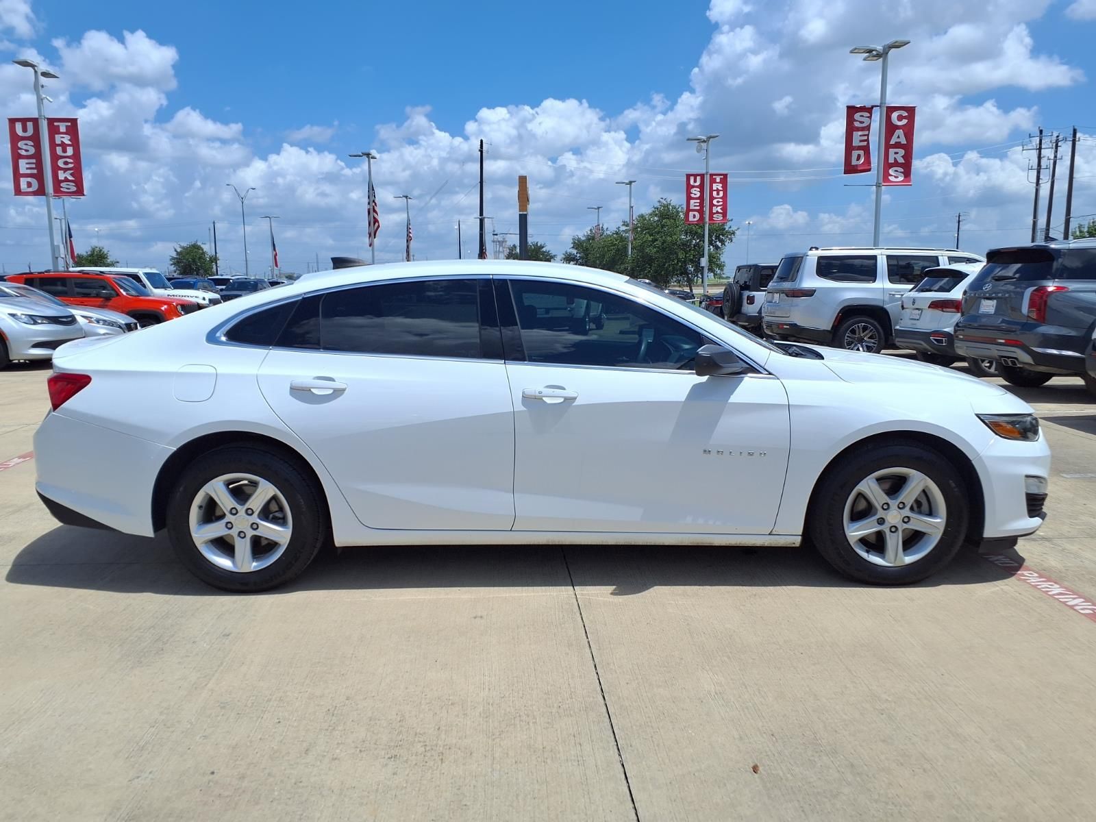 2022 Chevrolet Malibu LS White at Traditions Chevrolet