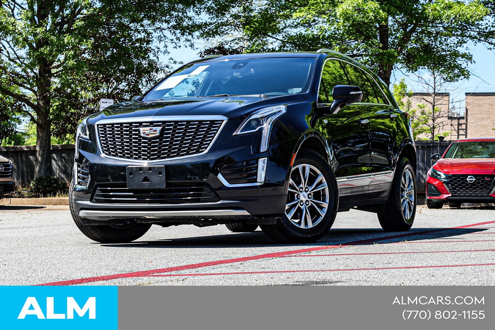 Used 2022  Cadillac Premium Luxury image 3