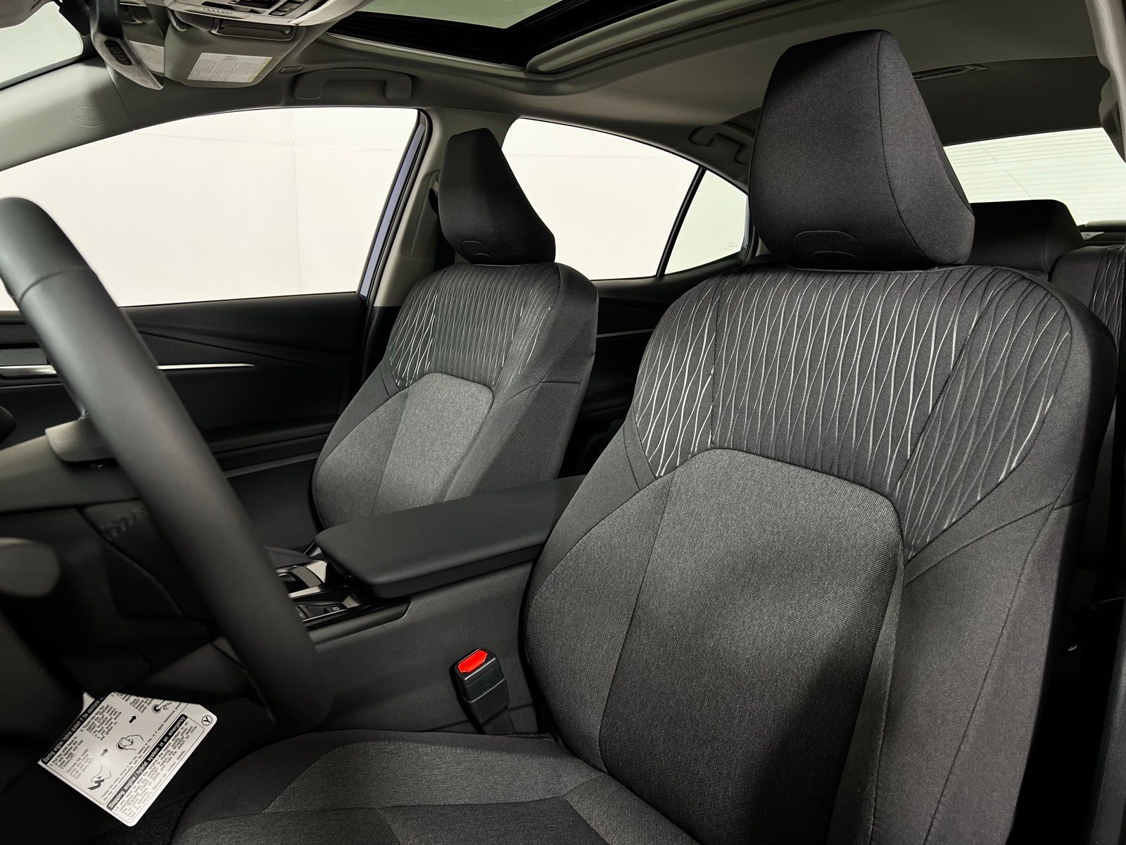 2025 Toyota Camry LE 10