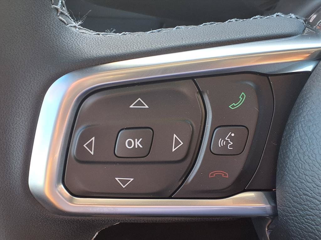 2026 Jeep Wrangler Sahara - 6