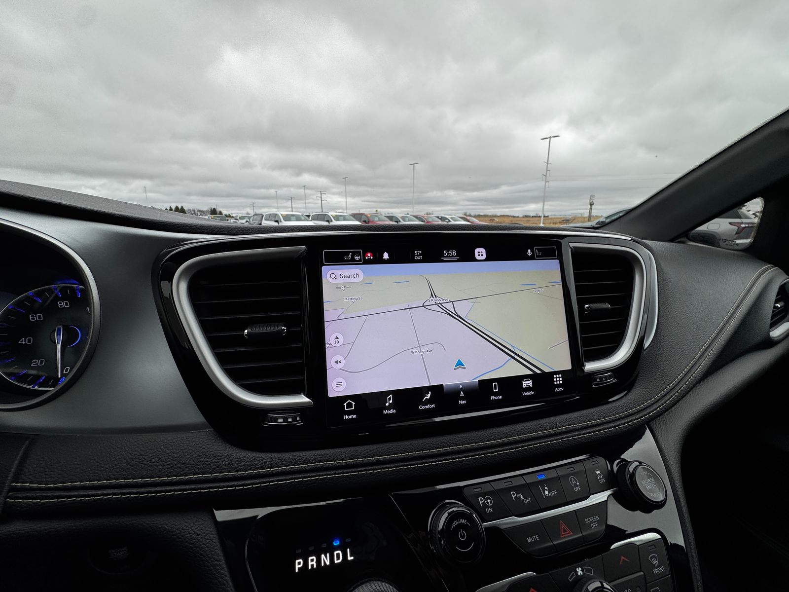 View vehicle photo 4