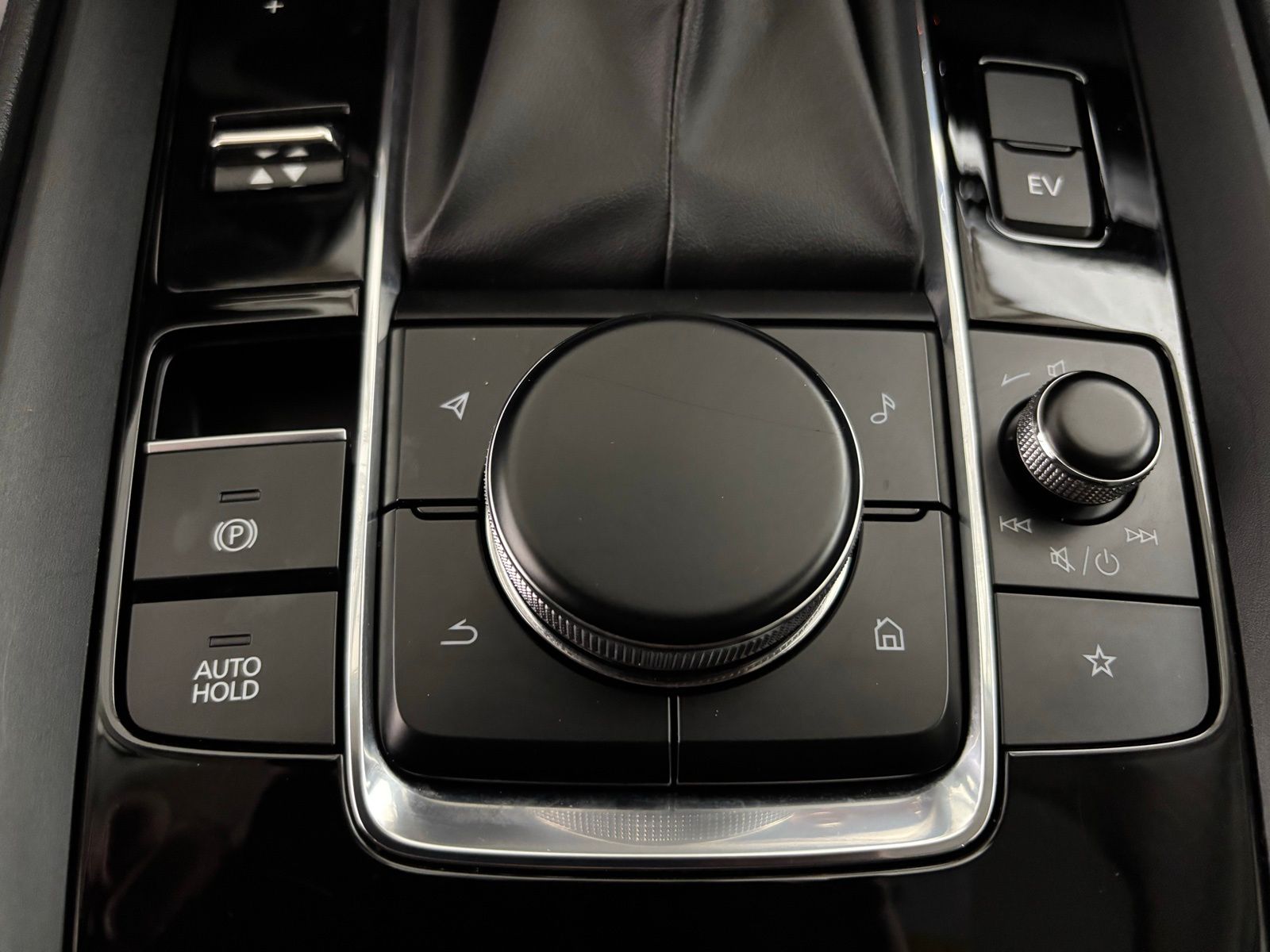 Used Car 2025 Mazda Cx-50 Hybrid  Utility Premium Plus All Wheel Drive For Sale Under $35,000 In Austin, Texas