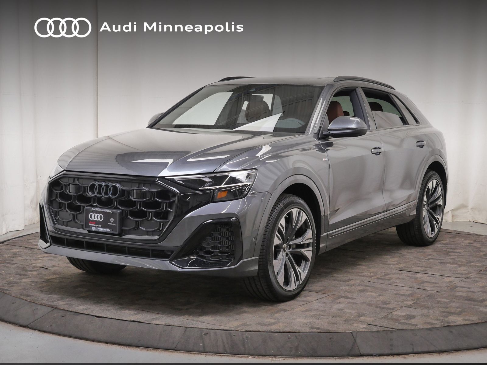 Daytona Gray Pearl Effect 2026 Audi Q8 SUV / Crossover All-Wheel Drive 8-Speed Automatic