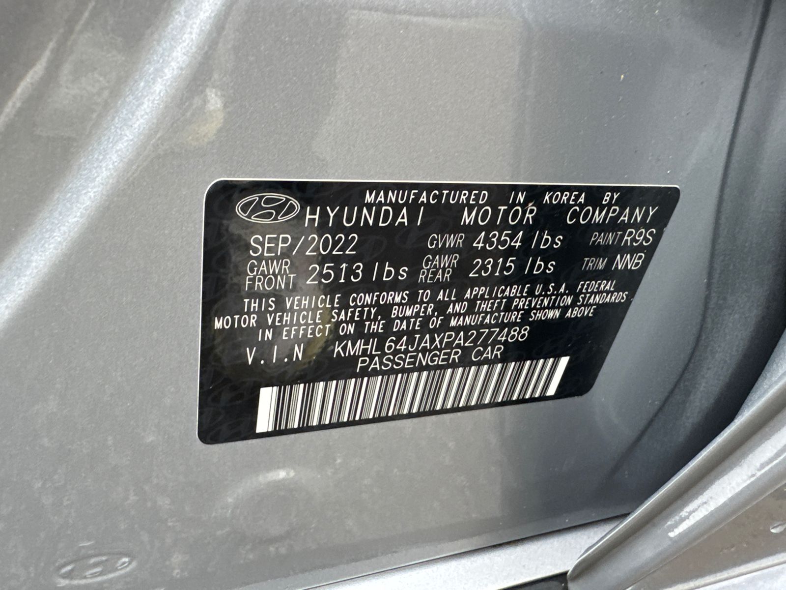 Used 2023 Silver Hyundai SEL image 31