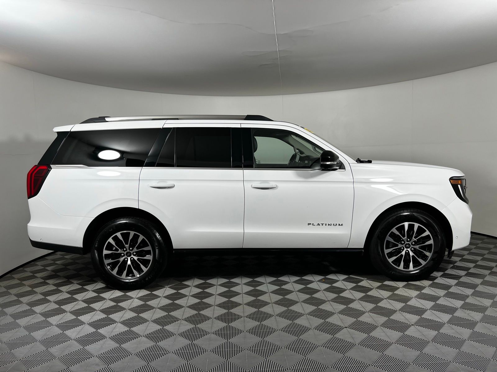 Thumbnail: 2025 Ford Expedition - 4
