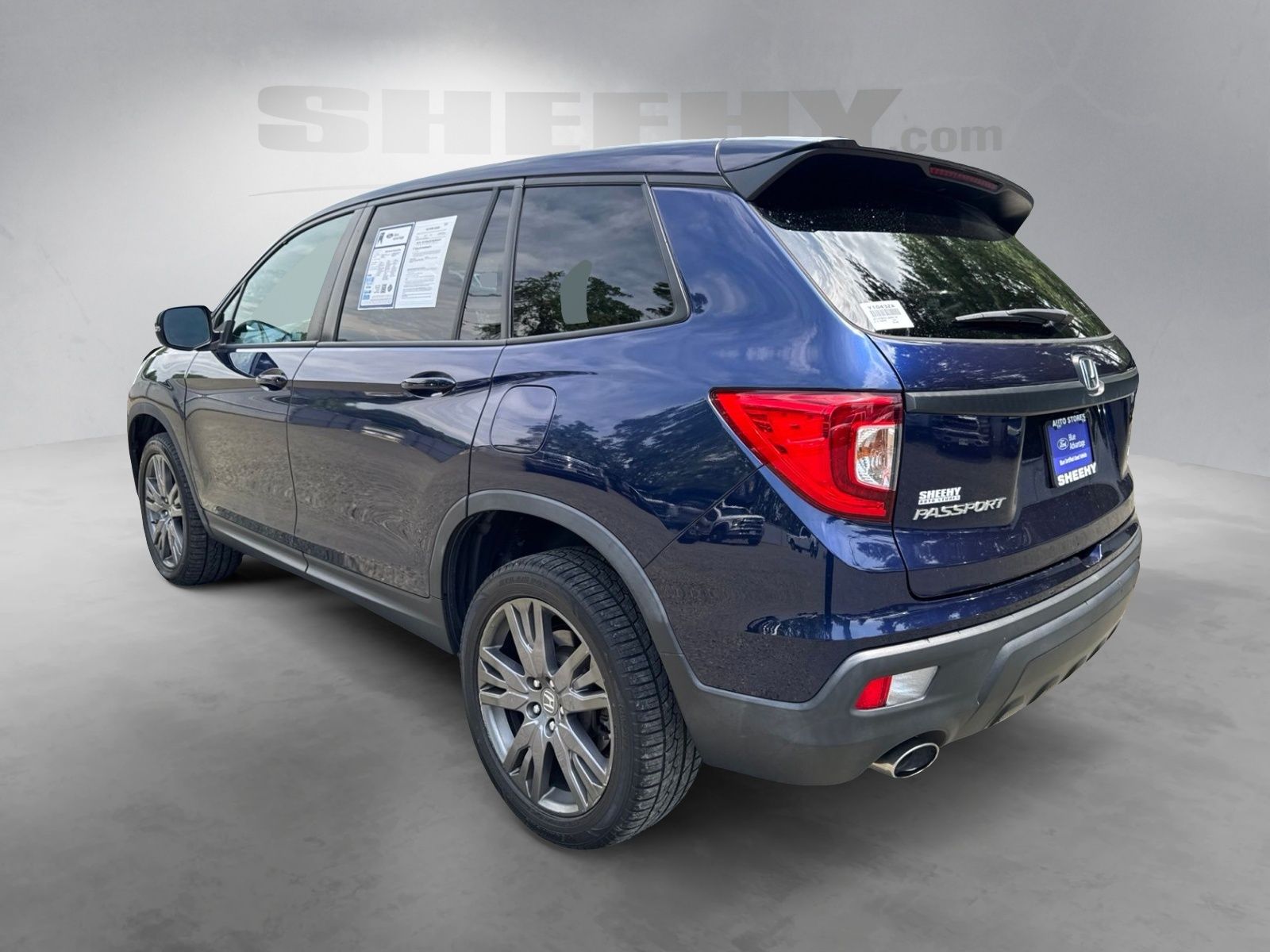 Used 2020 Obsidian Blue Pearl Honda EX-L image 14