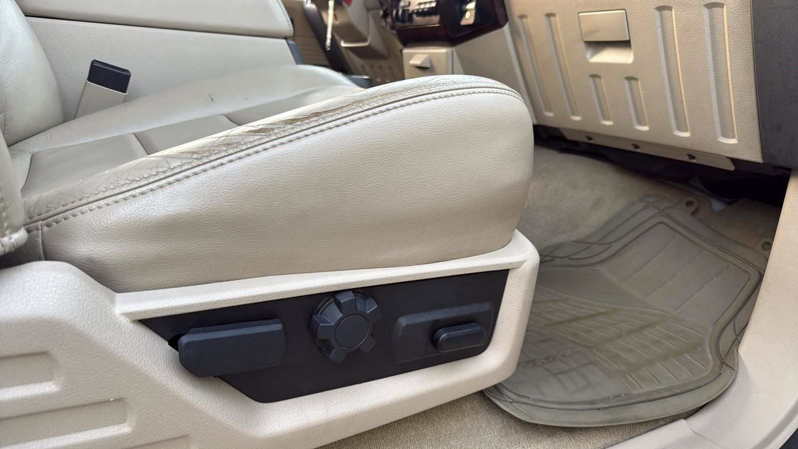 Used Car 2010 Ford F-250sd  Lariat For Sale Under $15,000 In Austin, Texas