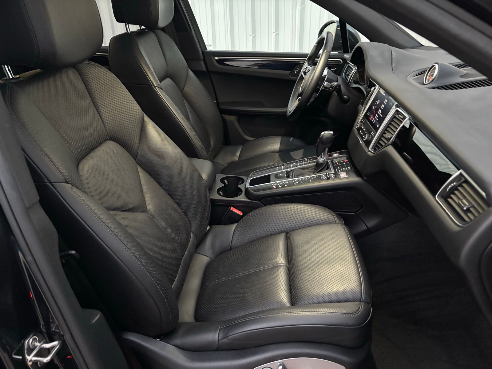 Used Car 2017 Porsche Macan  Base For Sale Under $25,000 In Austin, Texas