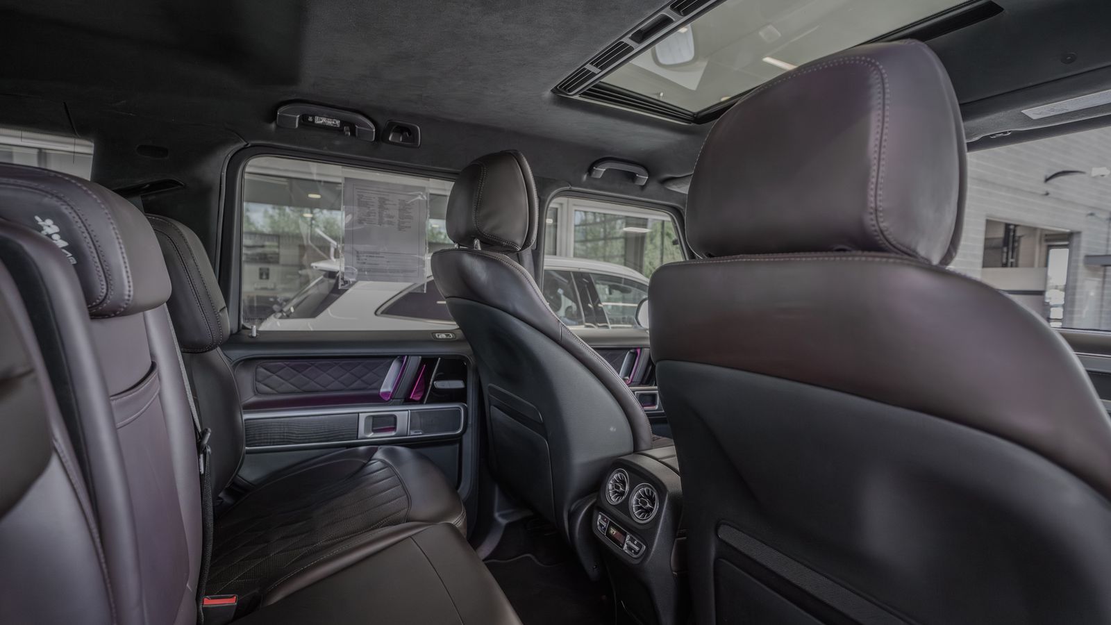 2023 Mercedes-Benz G-Class G 550 — full photo 27 of 33