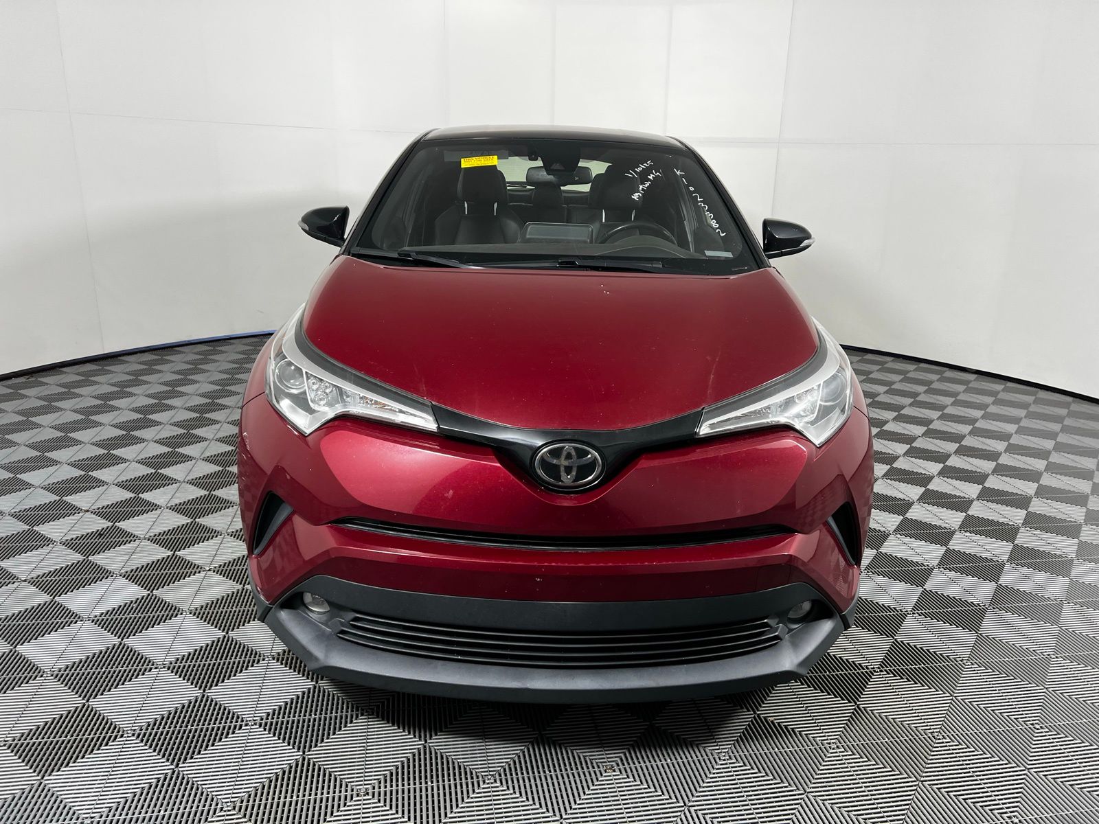 Thumbnail: 2019 Toyota C-HR - 2