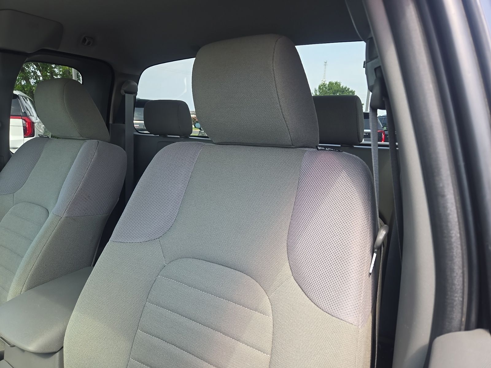 Used 2019 Black Nissan S image 7
