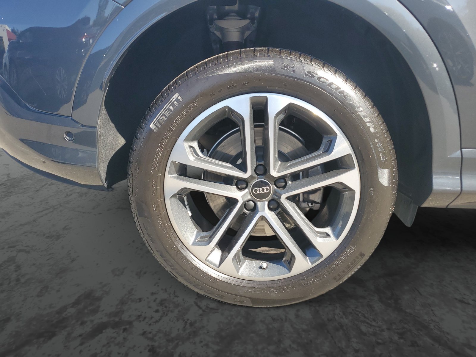 Vehicle photo