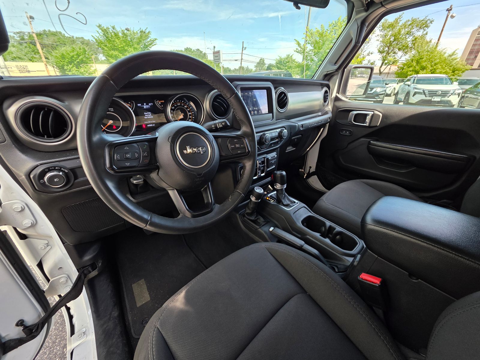 Used 2023 White Jeep Sport S image 18