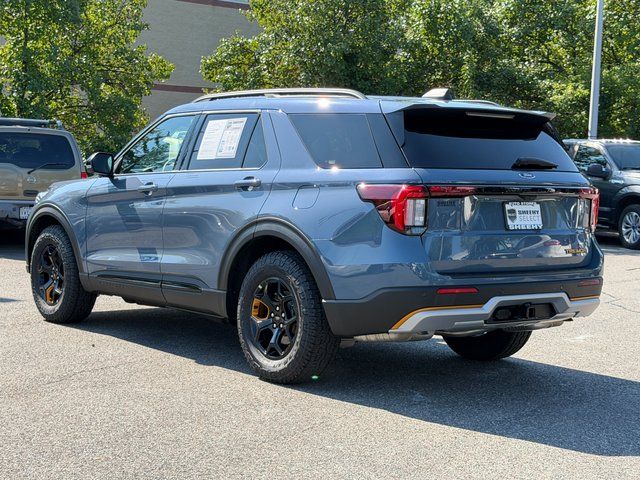 Used 2026 Vapor Blue Ford Tremor image 9