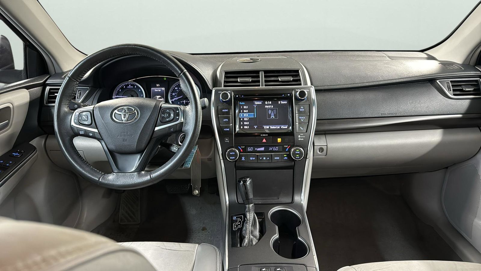 Used Car 2017 Toyota Camry  Xle For Sale Under $15,000 In Austin, Texas